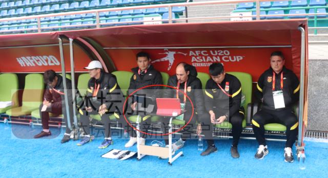 V体育-AFC强制规定禁止抗议裁判判罚 U20国青队放弃申诉